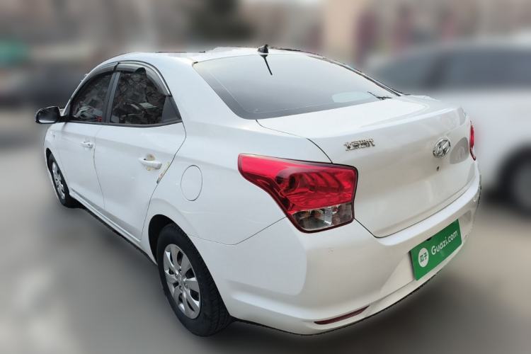 Used Hyundai Verna (older generation) 2020 1.4L Manual GL Refreshed Edition Rear Left 45 Deg