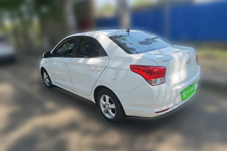 Used Hyundai Verna (older generation) 2020 1.4L Manual GLS Vibrant Edition Rear Left 45 Deg