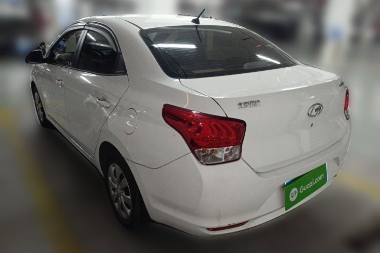 Used Hyundai Verna (older generation) 2020 1.4L Manual GL Refreshed Edition Rear Left 45 Deg