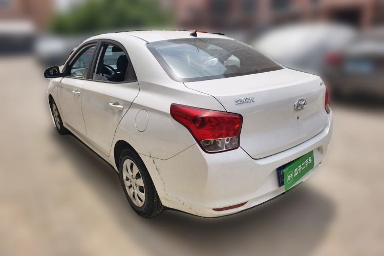 Used Hyundai Verna (older generation) 2020 1.4L Manual GL Refreshed Edition Rear Left 45 Deg