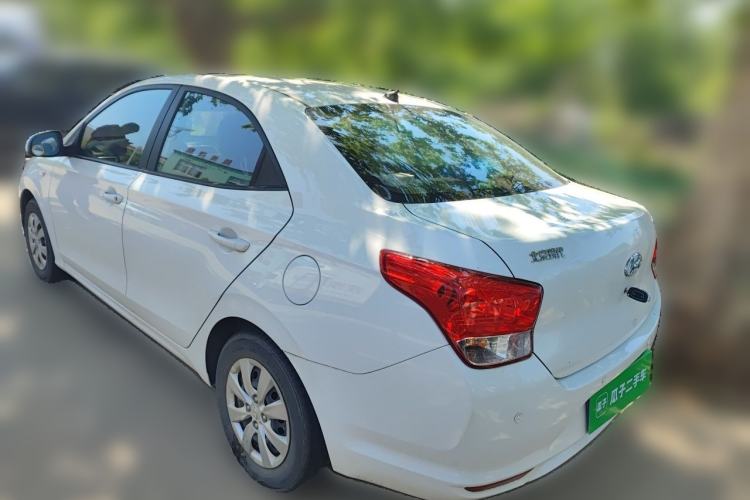 Used Hyundai Verna (older generation) 2020 1.4L Manual GL Refreshed Edition Rear Left 45 Deg