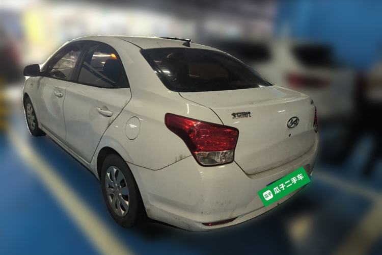 Used Hyundai Verna (older generation) 2020 1.4L Manual GL Refreshed Edition Rear Left 45 Deg