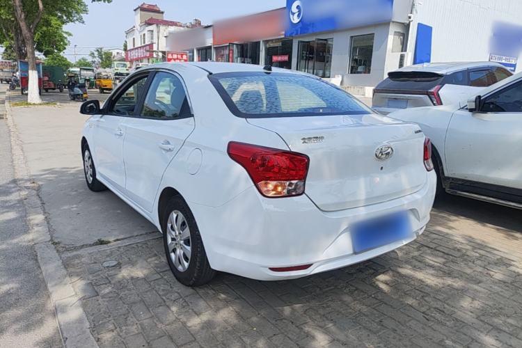 Used Hyundai Verna (older generation) 2020 1.4L Manual GL Refreshed Edition Rear Left 45 Deg