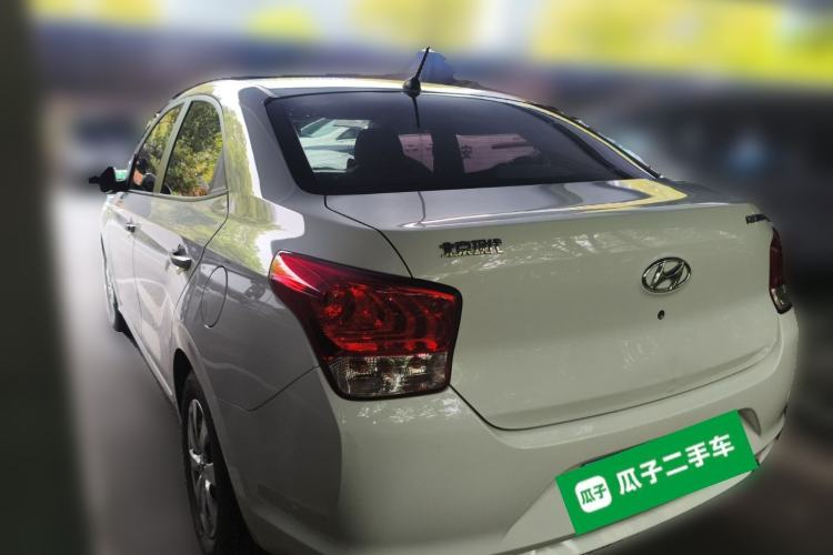 Used Hyundai Verna (older generation) 2020 1.4L Manual GL Refreshed Edition Rear Left 45 Deg
