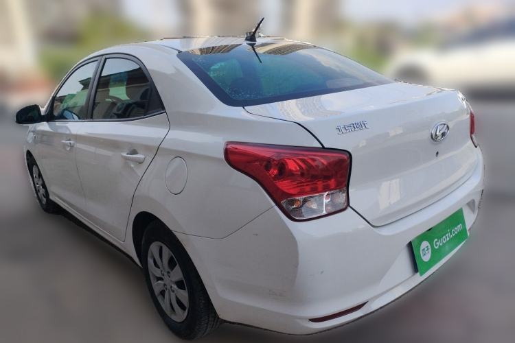 Used Hyundai Verna (older generation) 2020 1.4L Manual GL Refreshed Edition Rear Left 45 Deg