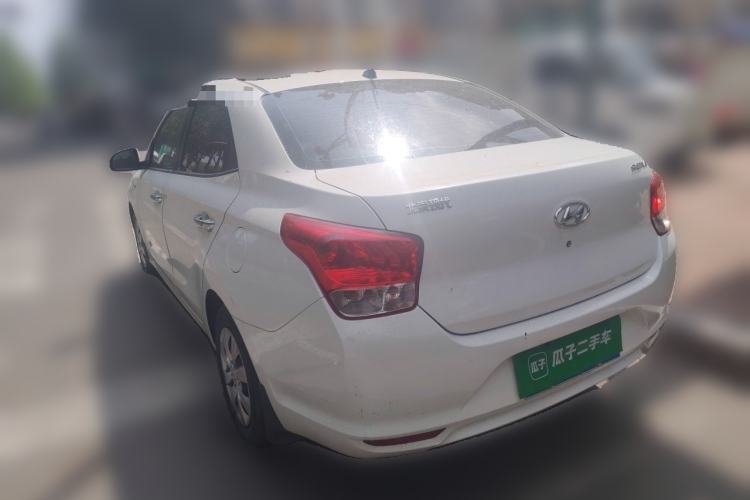 Used Hyundai Verna (older generation) 2020 1.4L Manual GL Refreshed Edition Rear Left 45 Deg
