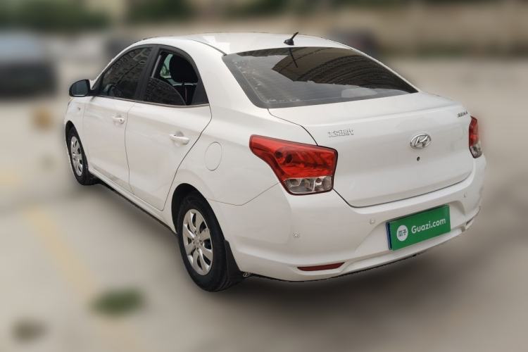 Used Hyundai Verna (older generation) 2020 1.4L Manual GL Refreshed Edition Rear Left 45 Deg