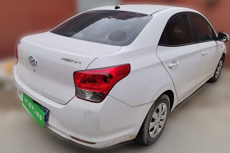 Used Hyundai Verna (older generation) 2020 1.4L Manual GL Refreshed Edition Rear Right 45 Deg