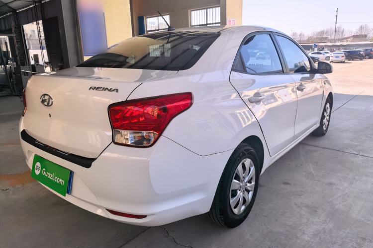Used Hyundai Verna (older generation) 2020 1.4L Manual GL Refreshed Edition Rear Right 45 Deg