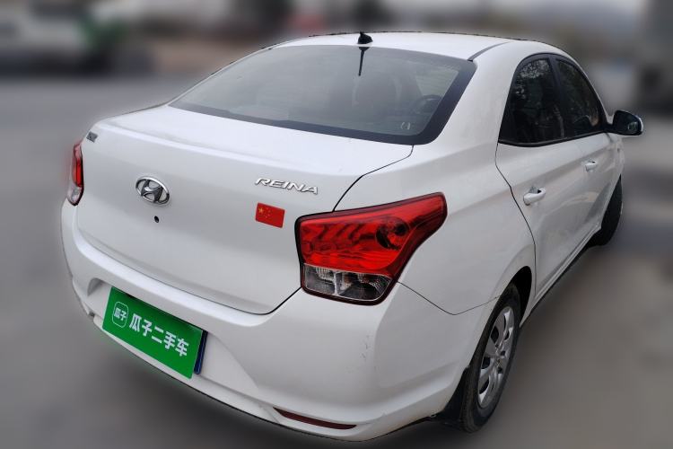 Used Hyundai Verna (older generation) 2020 1.4L Manual GL Refreshed Edition Rear Right 45 Deg