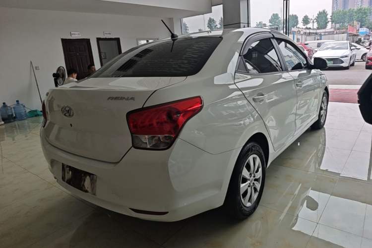Used Hyundai Verna (older generation) 2020 1.4L Manual GL Refreshed Edition Rear Right 45 Deg