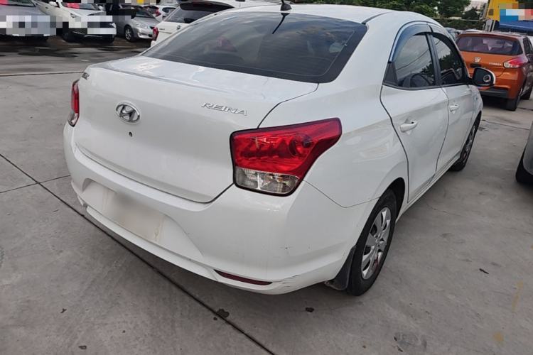 Used Hyundai Verna (older generation) 2020 1.4L Manual GL Refreshed Edition Rear Right 45 Deg