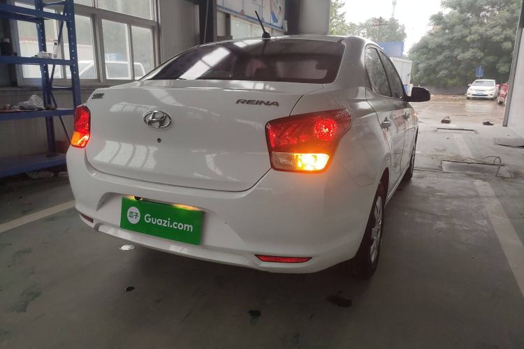 Used Hyundai Verna (older generation) 2020 1.4L Manual GL Refreshed Edition Rear Right 45 Deg