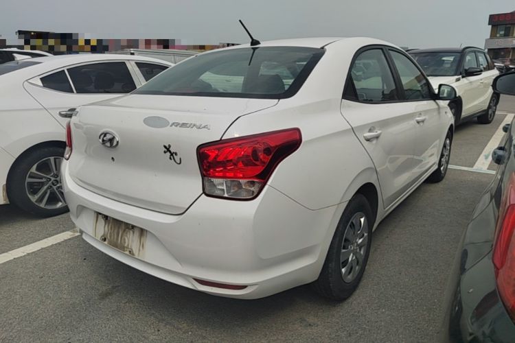 Used Hyundai Verna (older generation) 2020 1.4L Manual GL Refreshed Edition Rear Right 45 Deg