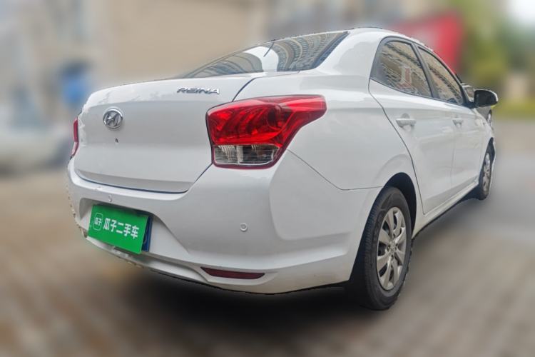 Used Hyundai Verna (older generation) 2020 1.4L Manual GL Refreshed Edition Rear Right 45 Deg