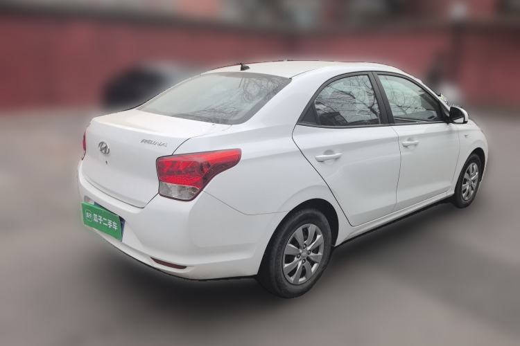 Used Hyundai Verna (older generation) 2020 1.4L Manual GL Refreshed Edition Rear Right 45 Deg