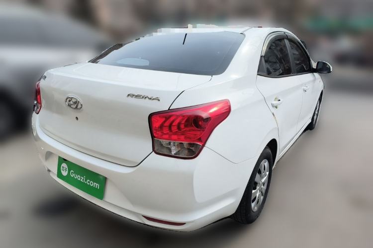 Used Hyundai Verna (older generation) 2020 1.4L Manual GL Refreshed Edition Rear Right 45 Deg