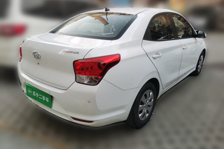 Used Hyundai Verna (older generation) 2020 1.4L Manual GL Refreshed Edition Rear Right 45 Deg