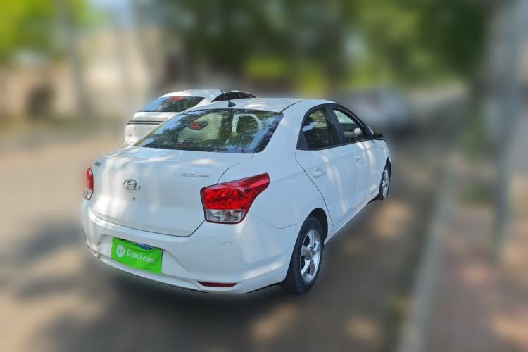 Used Hyundai Verna (older generation) 2020 1.4L Manual GLS Vibrant Edition Rear Right 45 Deg