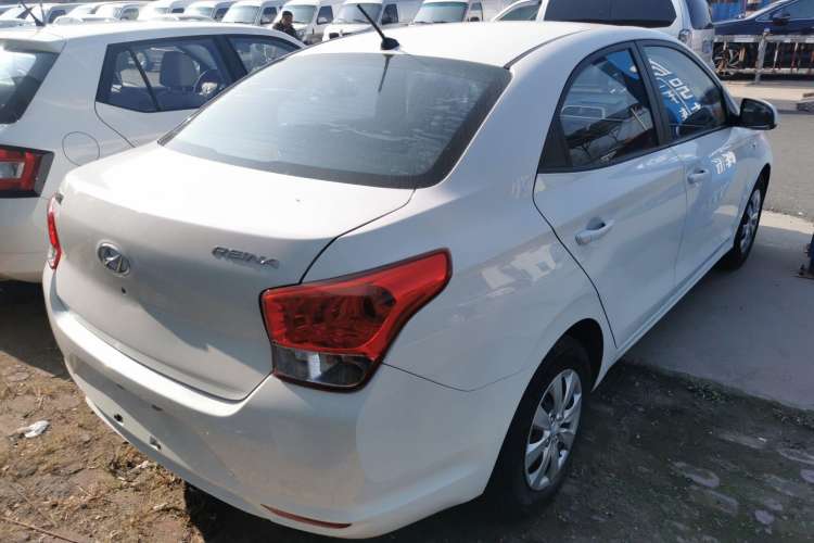 Used Hyundai Verna (older generation) 2020 1.4L Manual GL Refreshed Edition Rear Right 45 Deg