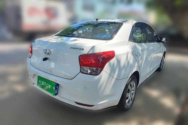 Used Hyundai Verna (older generation) 2020 1.4L Manual GL Refreshed Edition Rear Right 45 Deg