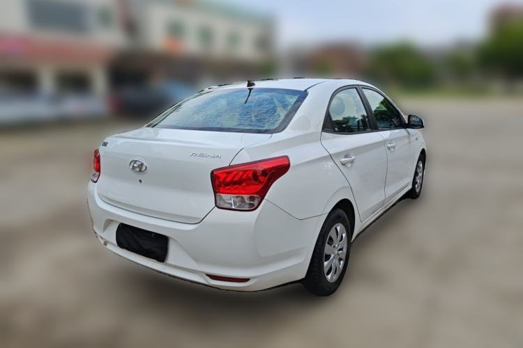Used Hyundai Verna (older generation) 2020 1.4L Manual GL Refreshed Edition Rear Right 45 Deg