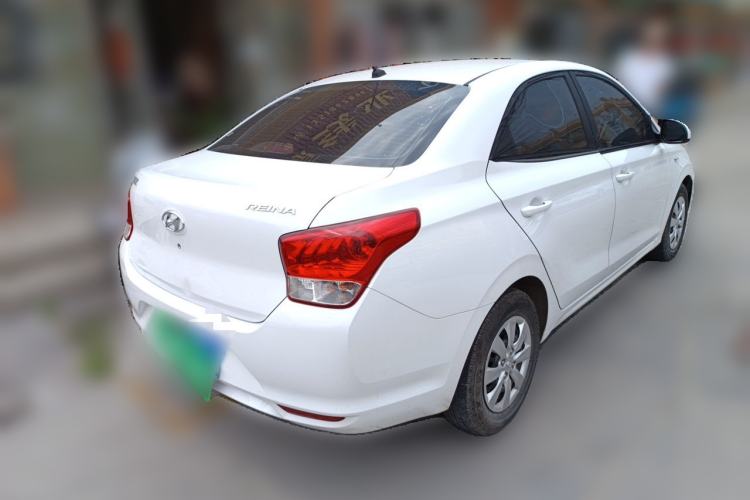 Used Hyundai Verna (older generation) 2020 1.4L Manual GL Refreshed Edition Rear Right 45 Deg