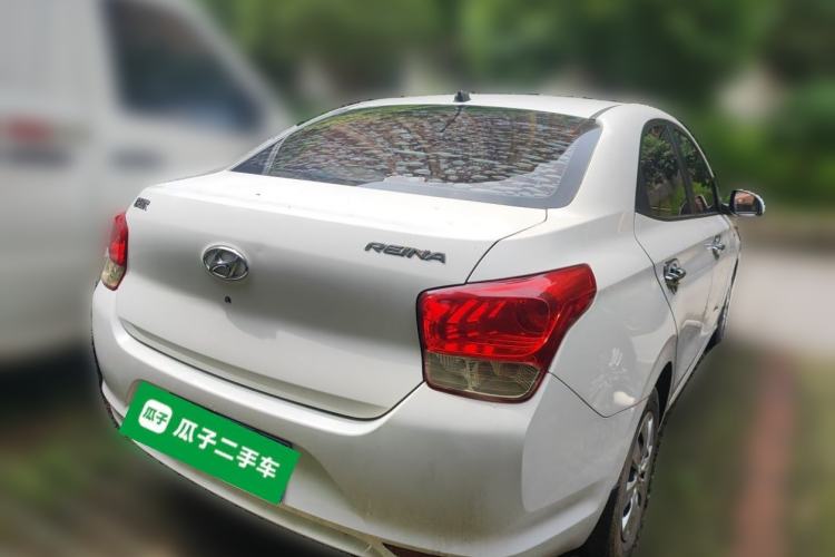 Used Hyundai Verna (older generation) 2020 1.4L Manual GL Refreshed Edition Rear Right 45 Deg