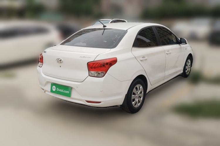 Used Hyundai Verna (older generation) 2020 1.4L Manual GL Refreshed Edition Rear Right 45 Deg
