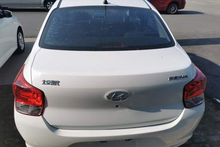 Used Hyundai Verna (older generation) 2020 1.4L Manual GL Refreshed Edition Rear
