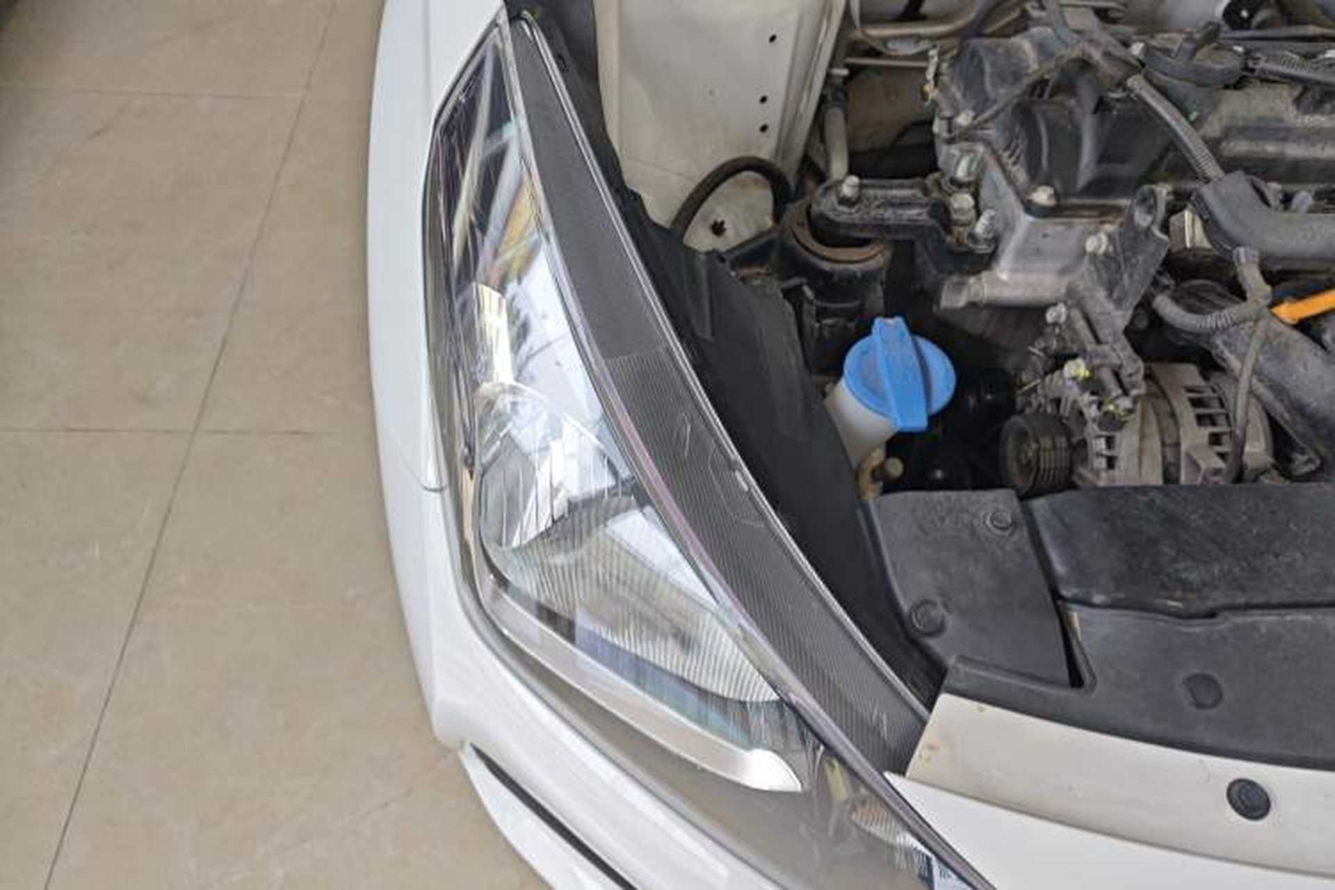 Used Hyundai Verna (older generation) 2020 1.4L Manual GL Refreshed Edition Right Front Headlight