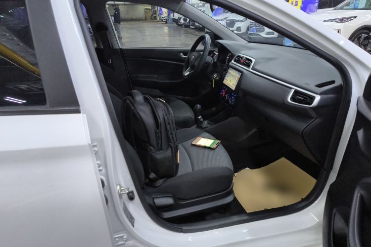 Used Hyundai Verna (older generation) 2020 1.4L Manual GL Refreshed Edition Right Front Seat
