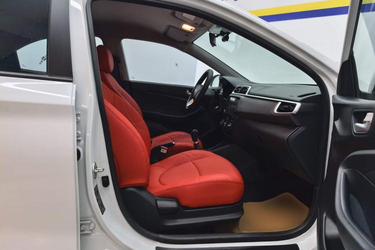 Used Hyundai Verna (older generation) 2020 1.4L Manual GL Refreshed Edition Right Front Seat
