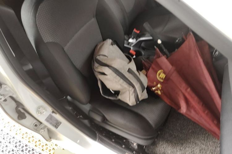 Used Hyundai Verna (older generation) 2020 1.4L Manual GL Refreshed Edition Right Front Seat