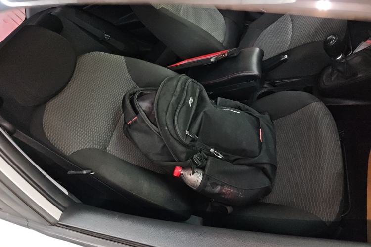 Used Hyundai Verna (older generation) 2020 1.4L Manual GL Refreshed Edition Right Front Seat