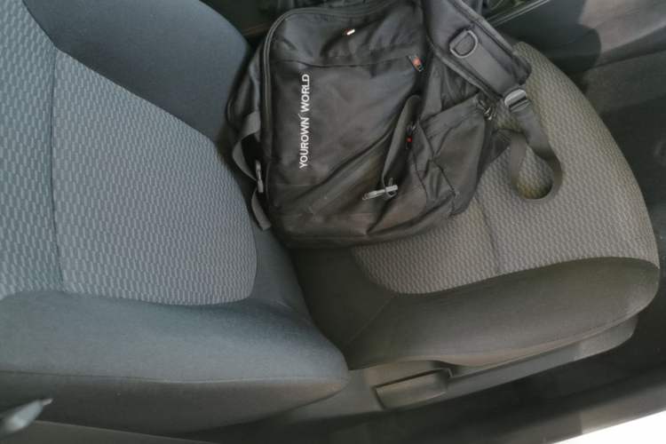 Used Hyundai Verna (older generation) 2020 1.4L Manual GL Refreshed Edition Right Front Seat