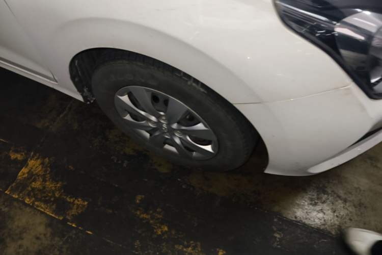 Used Hyundai Verna (older generation) 2020 1.4L Manual GL Refreshed Edition Right Front Wheel Hub