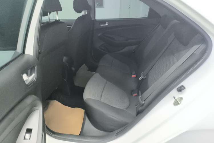 Used Hyundai Verna (older generation) 2020 1.4L Manual GL Refreshed Edition Right Rear Seat