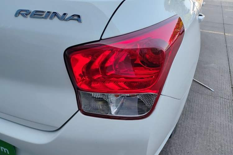Used Hyundai Verna (older generation) 2020 1.4L Manual GL Refreshed Edition Right Rear Taillight