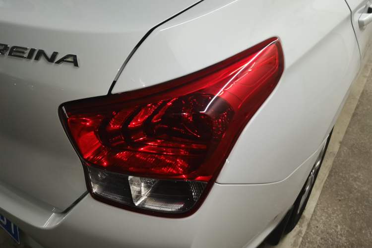 Used Hyundai Verna (older generation) 2020 1.4L Manual GL Refreshed Edition Right Rear Taillight