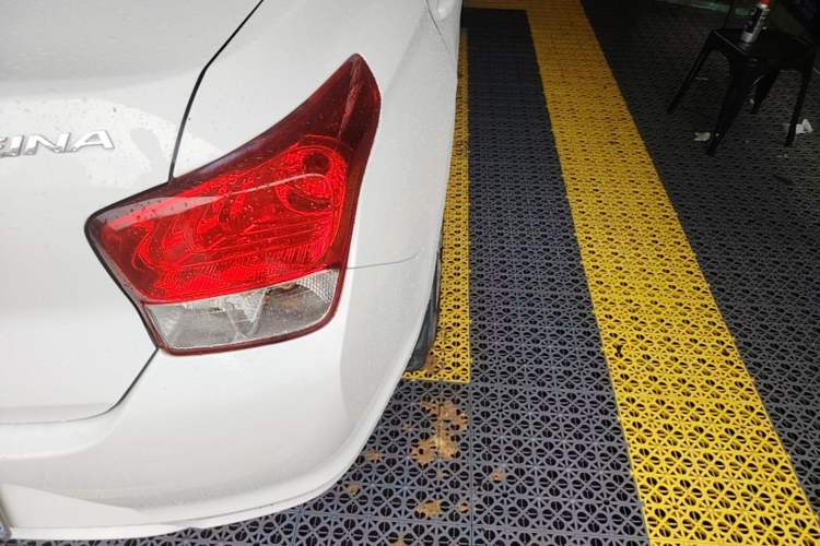 Used Hyundai Verna (older generation) 2020 1.4L Manual GL Refreshed Edition Right Rear Taillight