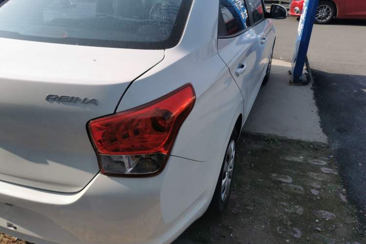 Used Hyundai Verna (older generation) 2020 1.4L Manual GL Refreshed Edition Right Rear Taillight