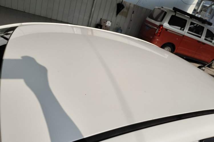 Used Hyundai Verna (older generation) 2020 1.4L Manual GL Refreshed Edition Roof