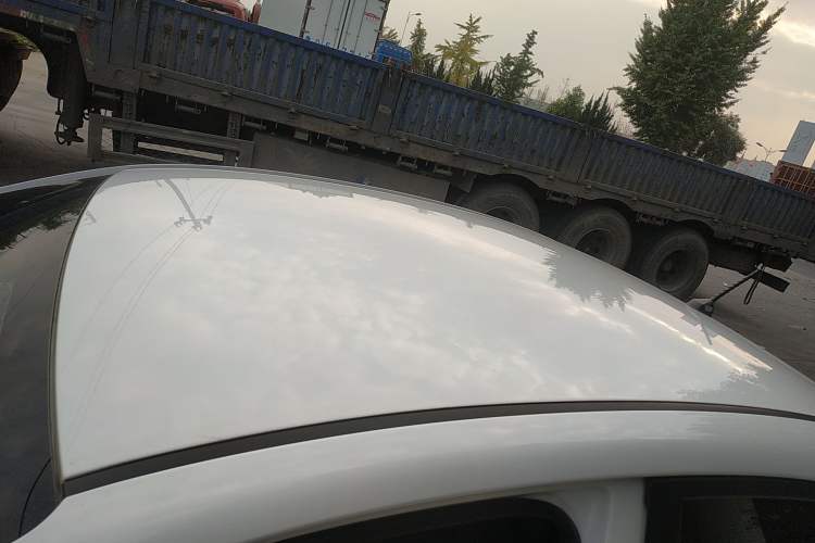 Used Hyundai Verna (older generation) 2020 1.4L Manual GL Refreshed Edition Roof