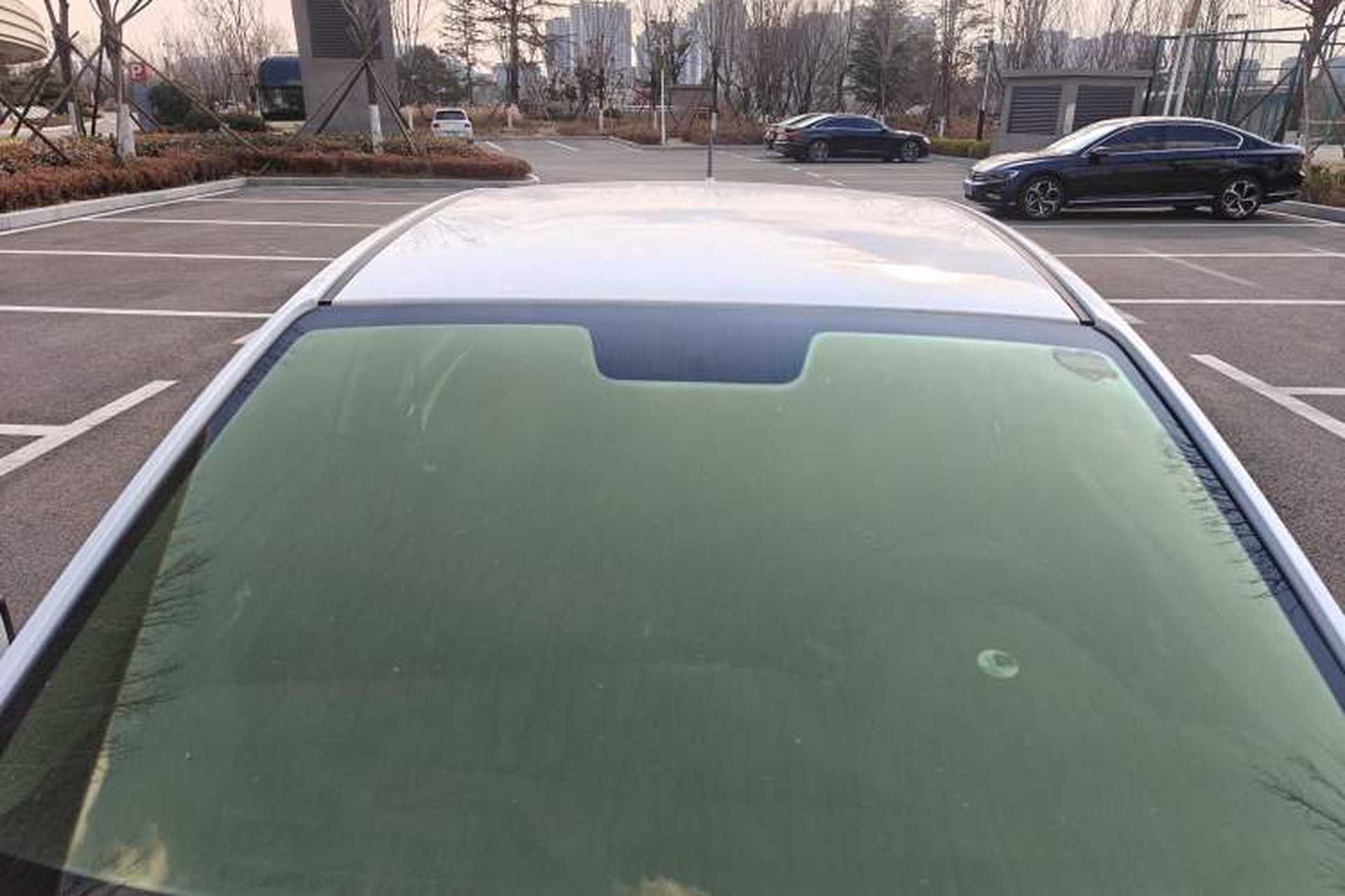 Used Hyundai Verna (older generation) 2020 1.4L Manual GL Refreshed Edition Roof
