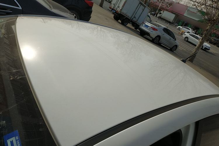 Used Hyundai Verna (older generation) 2020 1.4L Manual GL Refreshed Edition Roof