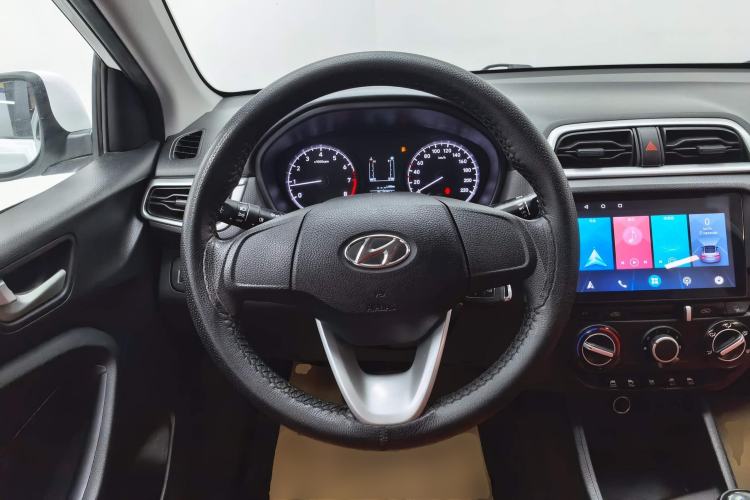 Used Hyundai Verna (older generation) 2020 1.4L Manual GL Refreshed Edition Steering Wheel