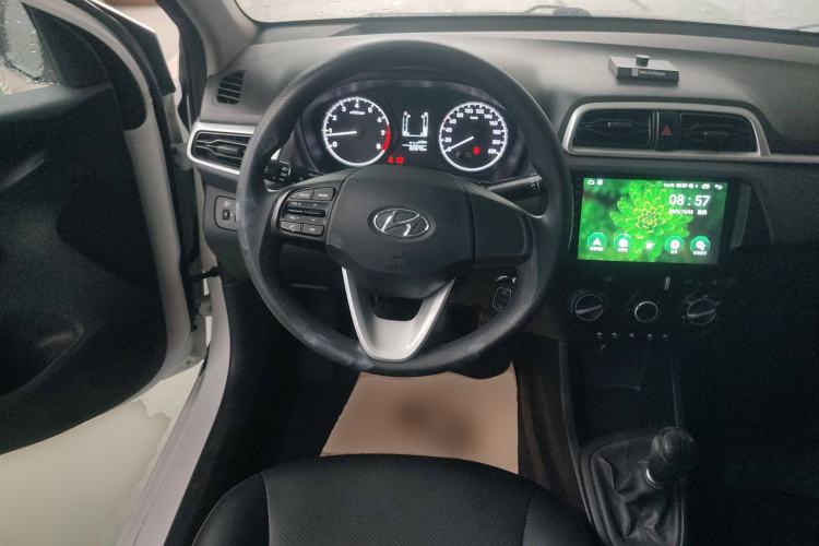 Used Hyundai Verna (older generation) 2020 1.4L Manual GL Refreshed Edition Steering Wheel