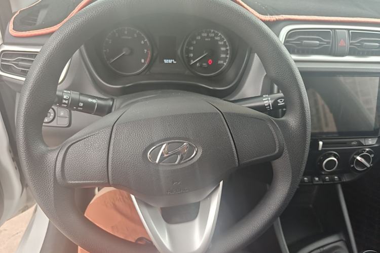 Used Hyundai Verna (older generation) 2020 1.4L Manual GL Refreshed Edition Steering Wheel