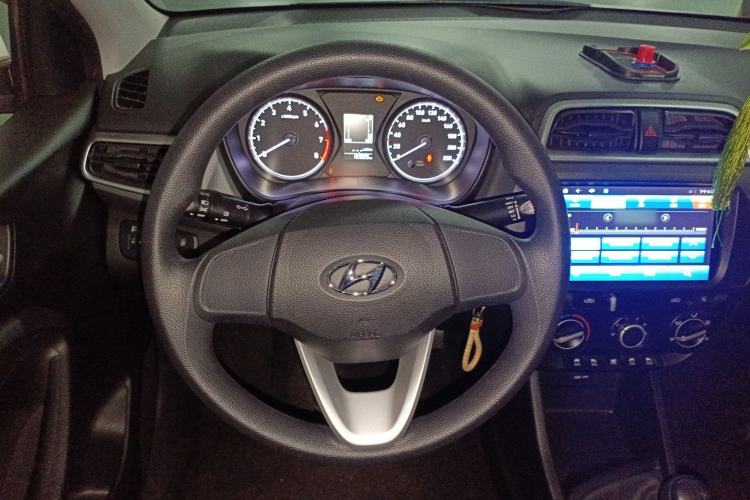 Used Hyundai Verna (older generation) 2020 1.4L Manual GL Refreshed Edition Steering Wheel